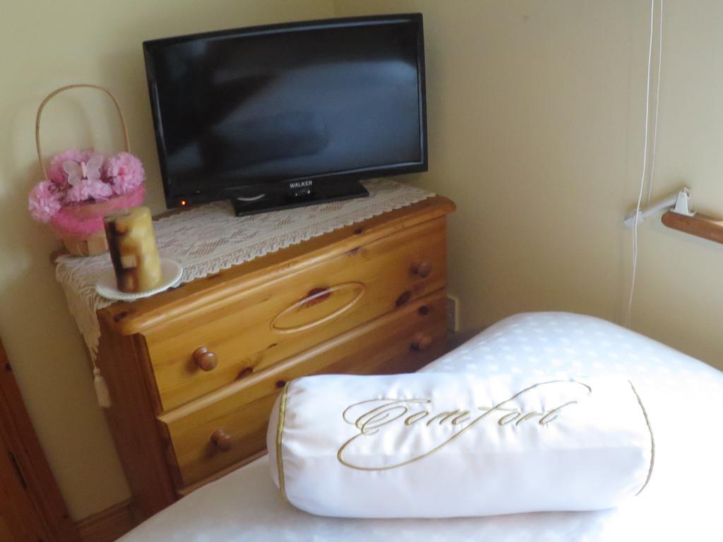 Derghaven B&B, Hostel & Self Catering Scarriff  Room photo