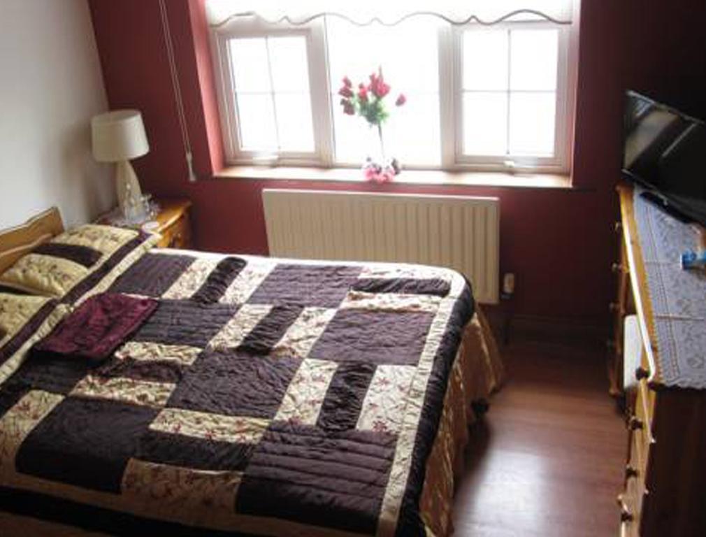 Derghaven B&B, Hostel & Self Catering Scarriff  Room photo