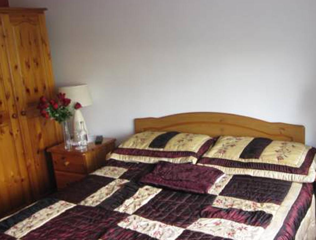 Derghaven B&B, Hostel & Self Catering Scarriff  Room photo